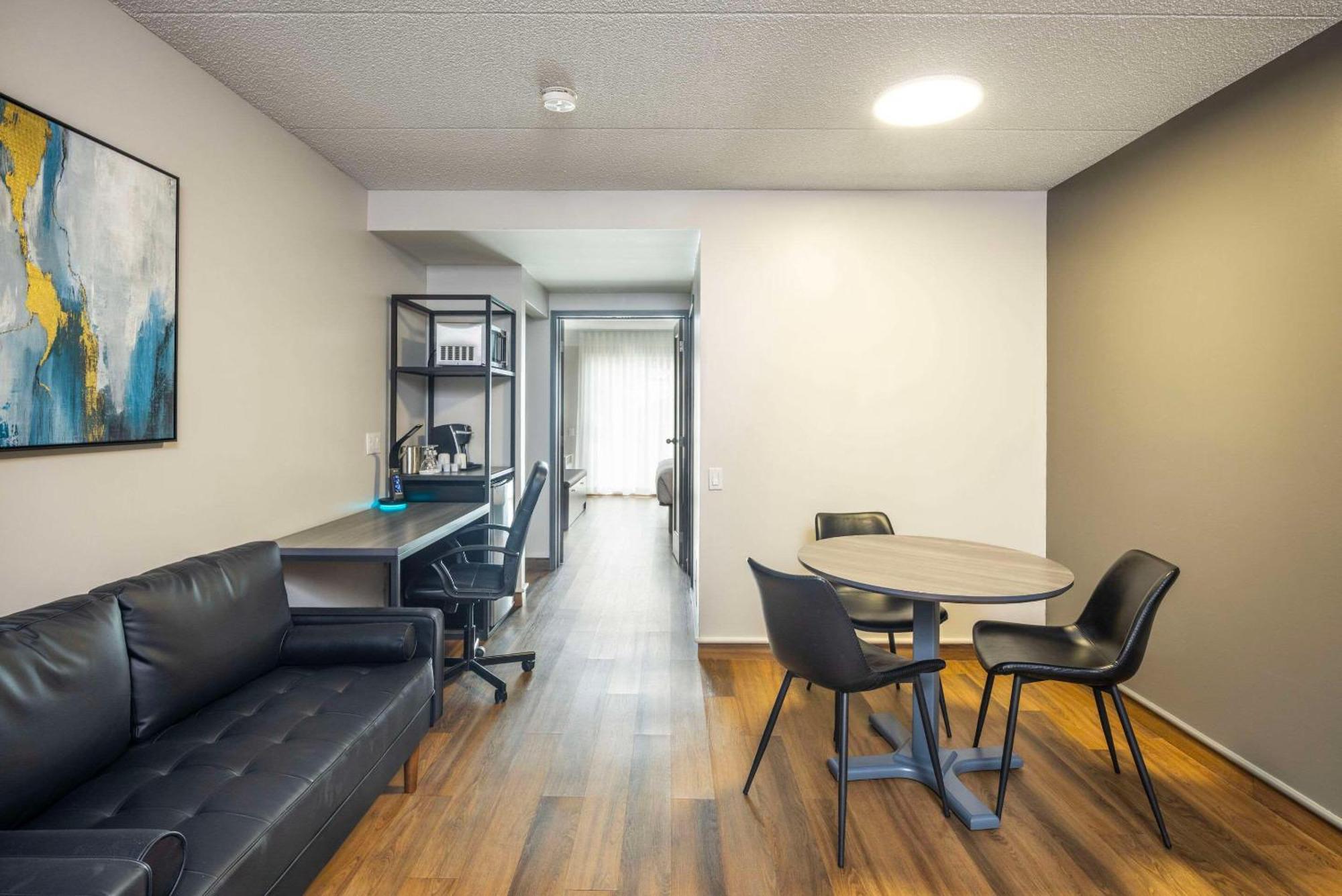 Les Suites De Laviolette Ascend Hotel Collection Trois-Rivières Zewnętrze zdjęcie
