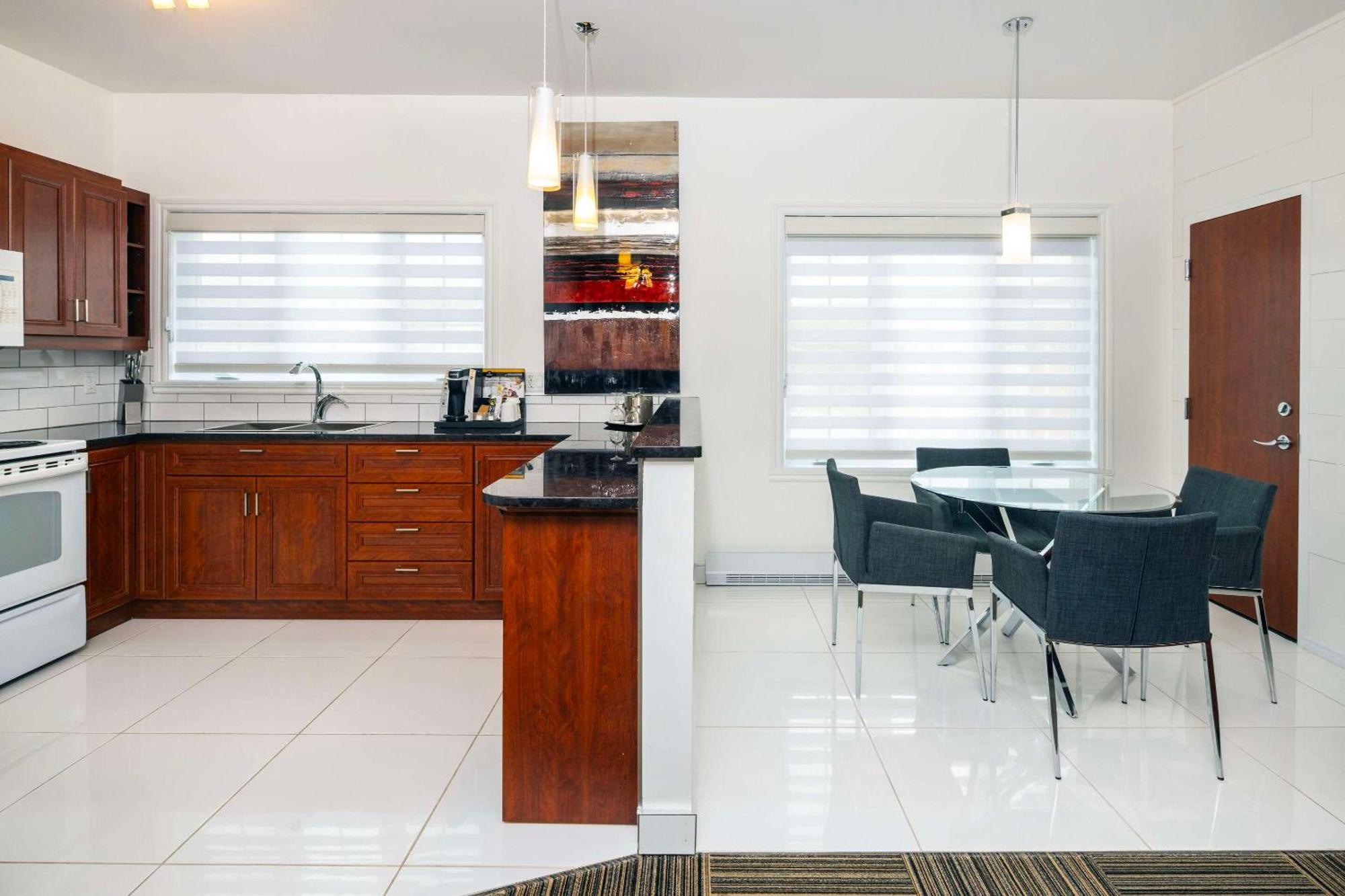 Les Suites De Laviolette Ascend Hotel Collection Trois-Rivières Zewnętrze zdjęcie