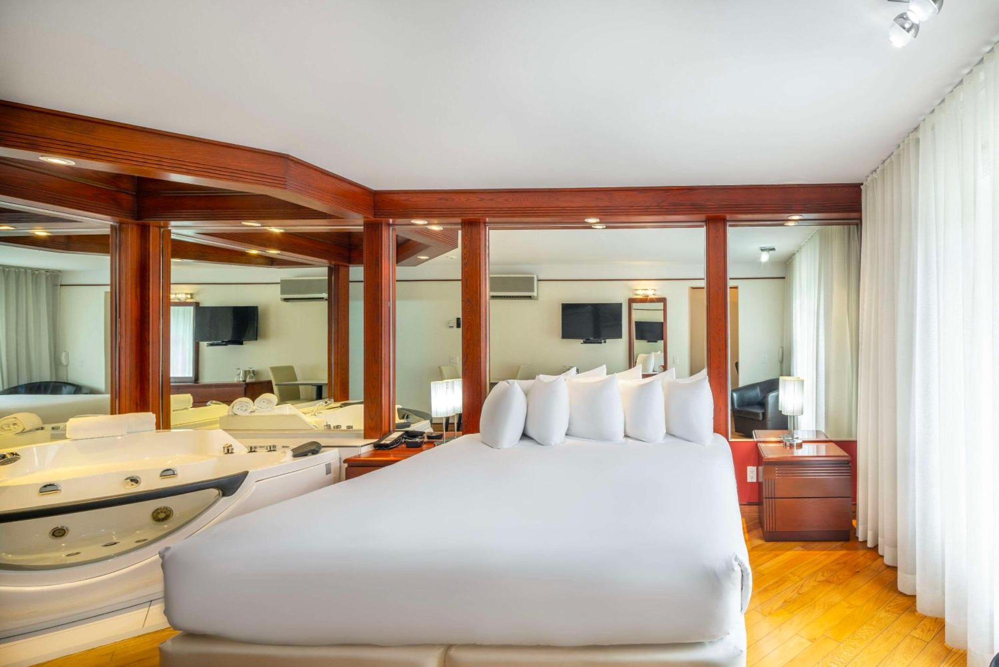 Les Suites De Laviolette Ascend Hotel Collection Trois-Rivières Zewnętrze zdjęcie